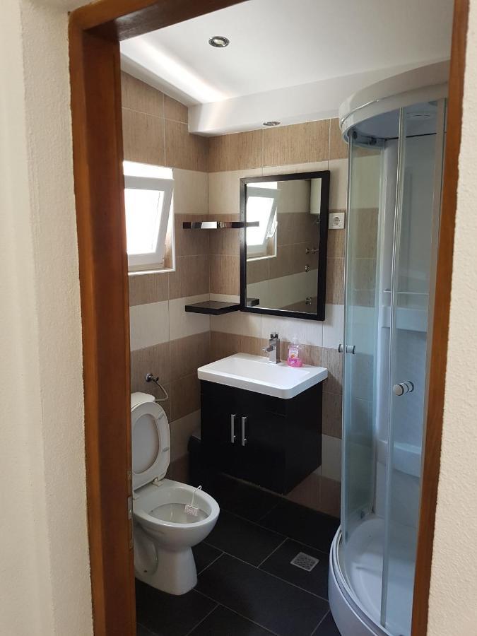 Apartmani Morovi Dvori دراغ المظهر الخارجي الصورة